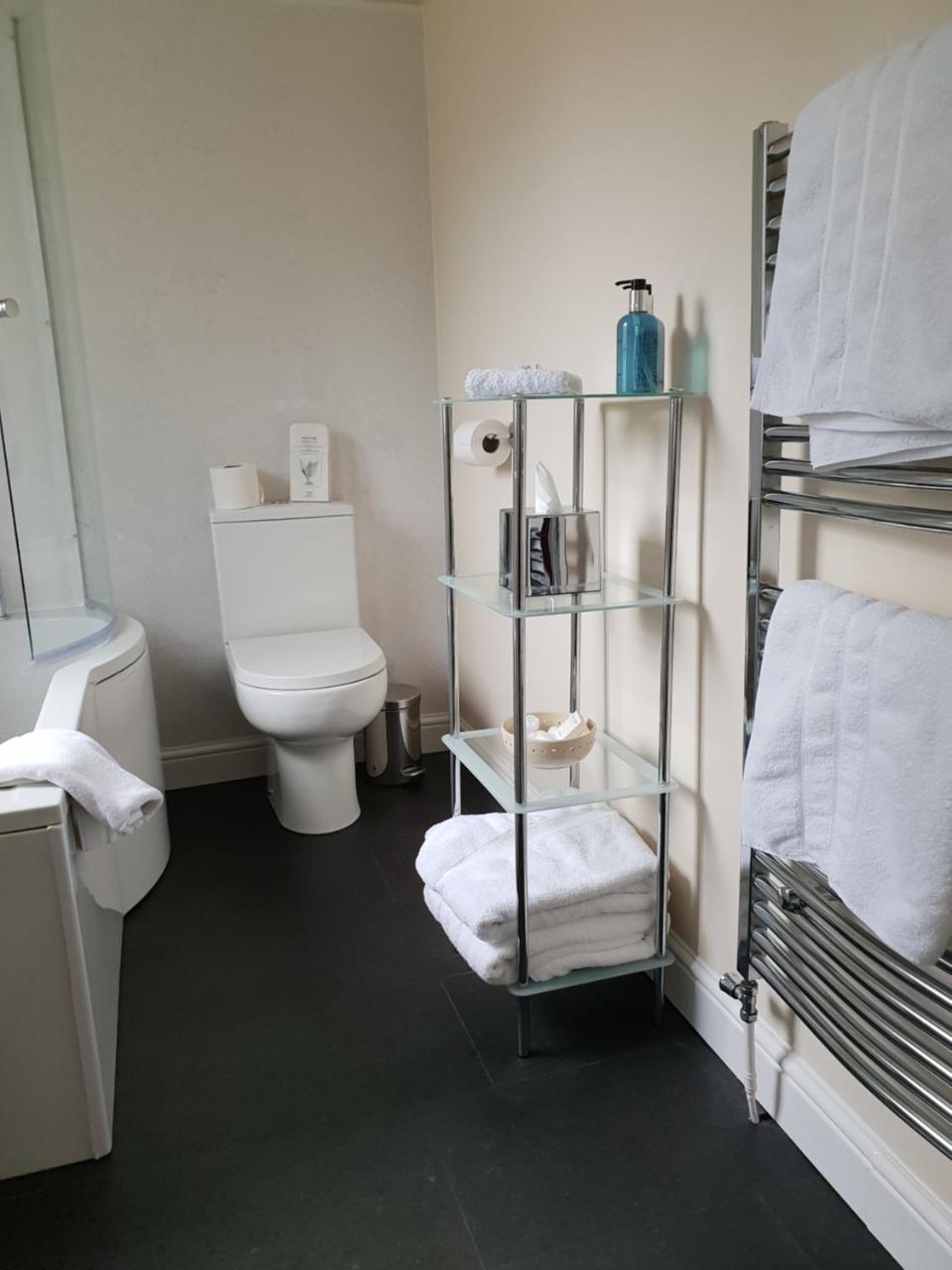 Abbey Lodge Manchester Bagian luar foto