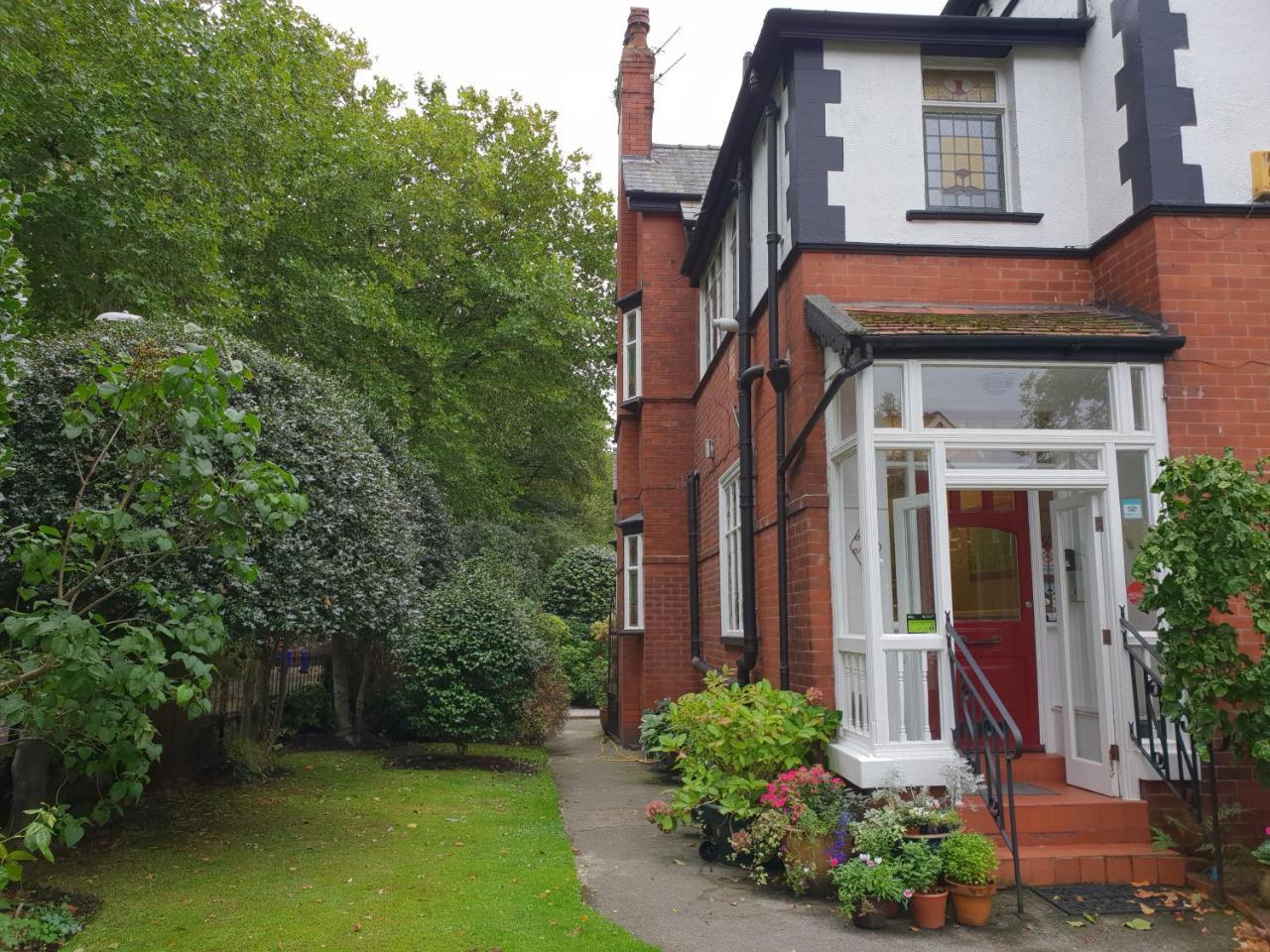Abbey Lodge Manchester Bagian luar foto